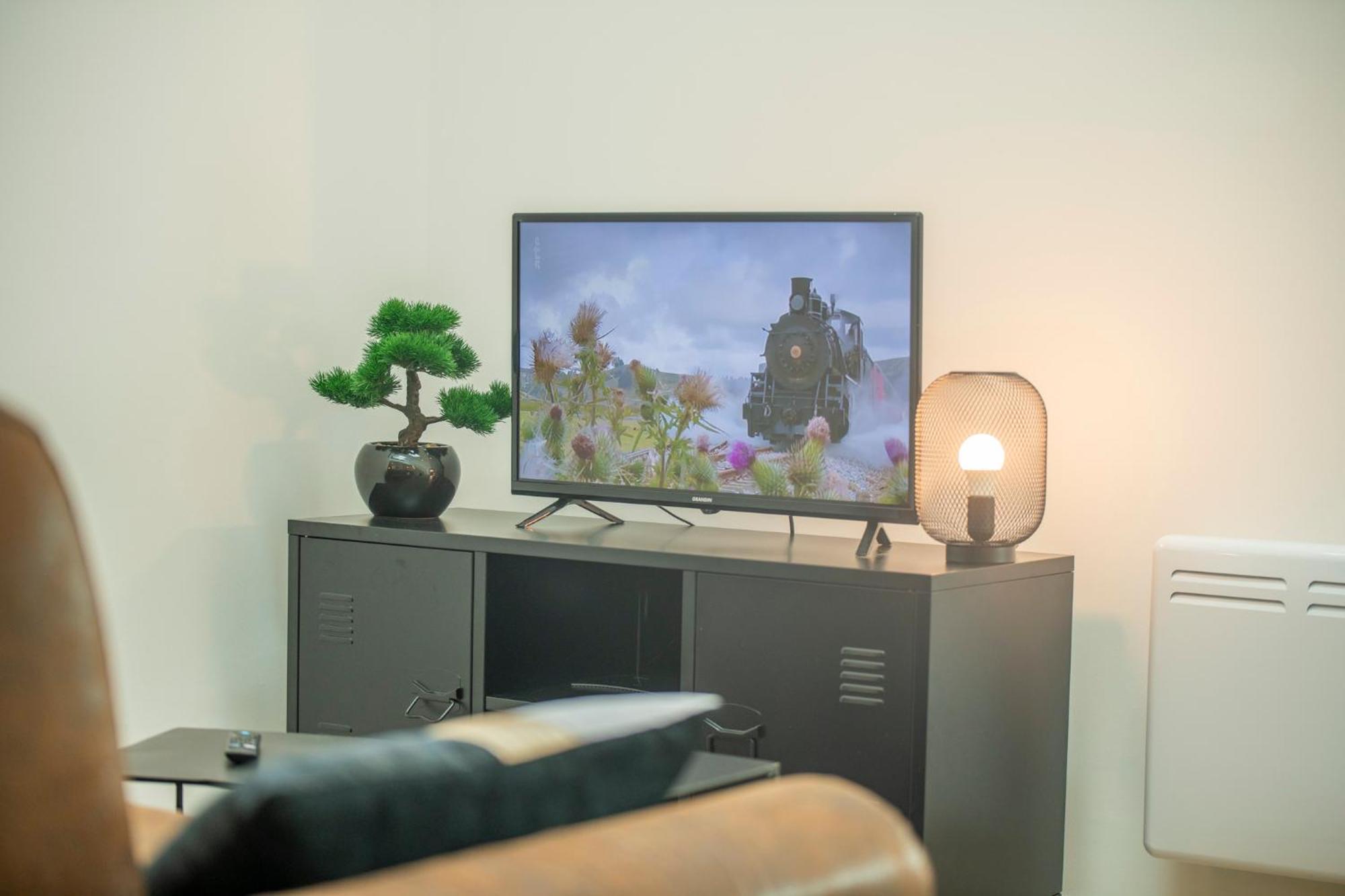 Appartamento Kasa Factory - Au Calme - Tv & Wifi Saint-Quentin  Esterno foto